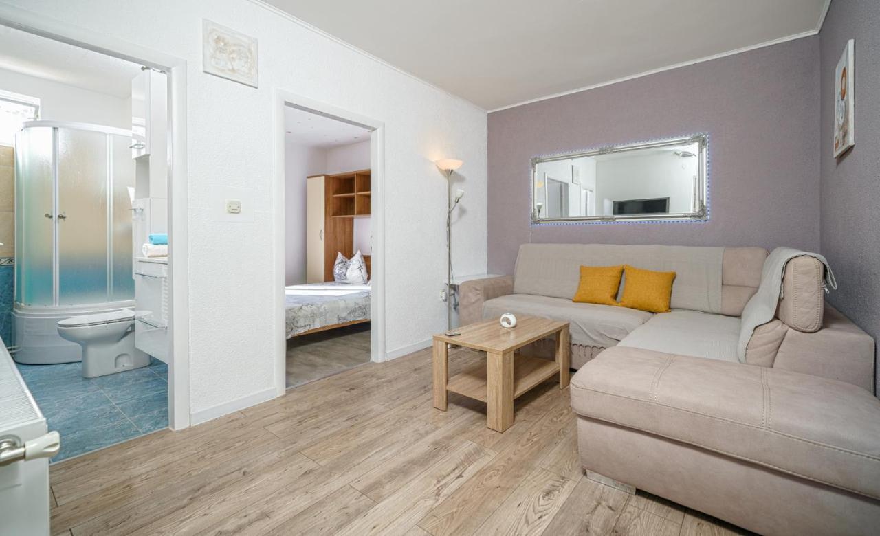 Apartmani Gabriella ヴォディツェ エクステリア 写真